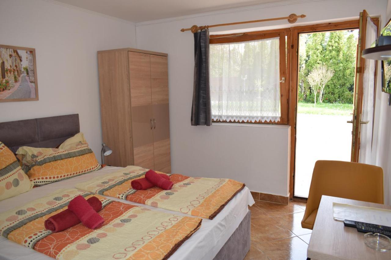 Guest House Silatti - Apartments Keszthely Luaran gambar