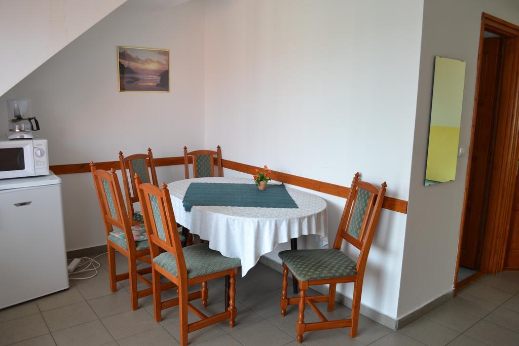 Guest House Silatti - Apartments Keszthely Bilik gambar